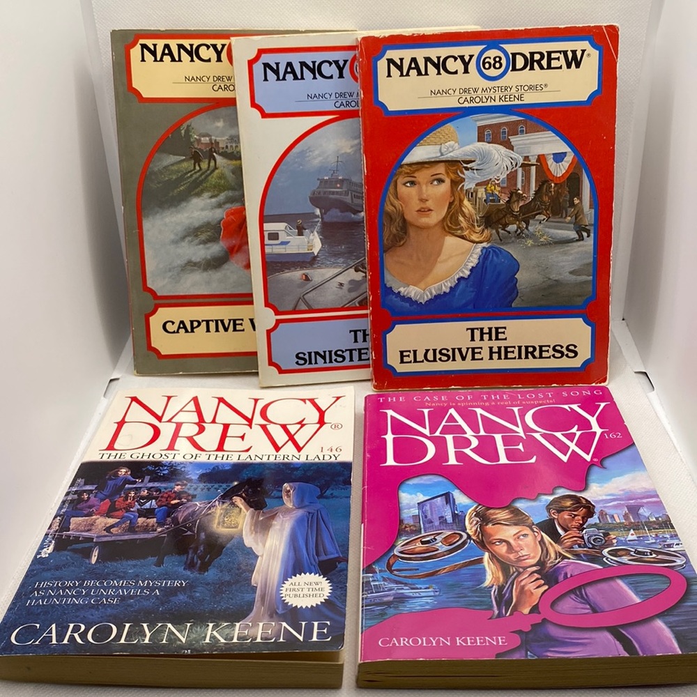 Bundle of 5 Nancy Drew Books by Carolyn Keene Softcovers